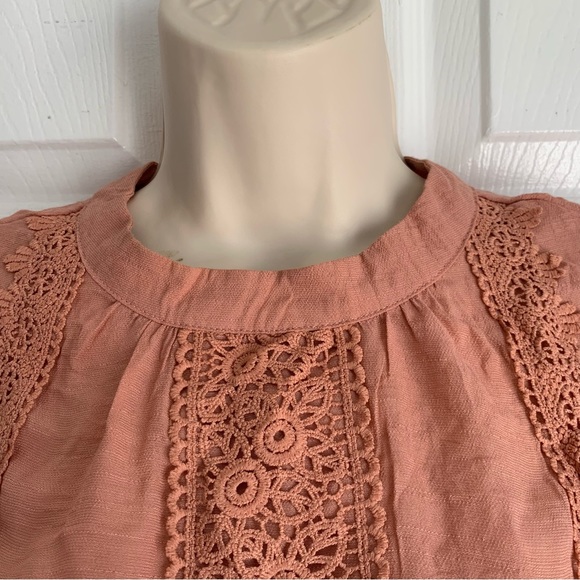 Long Sleeve Victorian Style Crochet Design Top - Picture 3 of 6